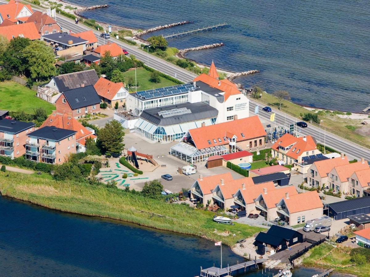 6 Person Holiday Home On A Holiday Park In Hejls Exterior photo